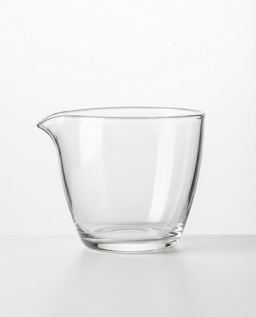 Gongfu Tea Pitcher / Classic Borosilicate Glass Cha Hai  / Fair Cup, 200ml