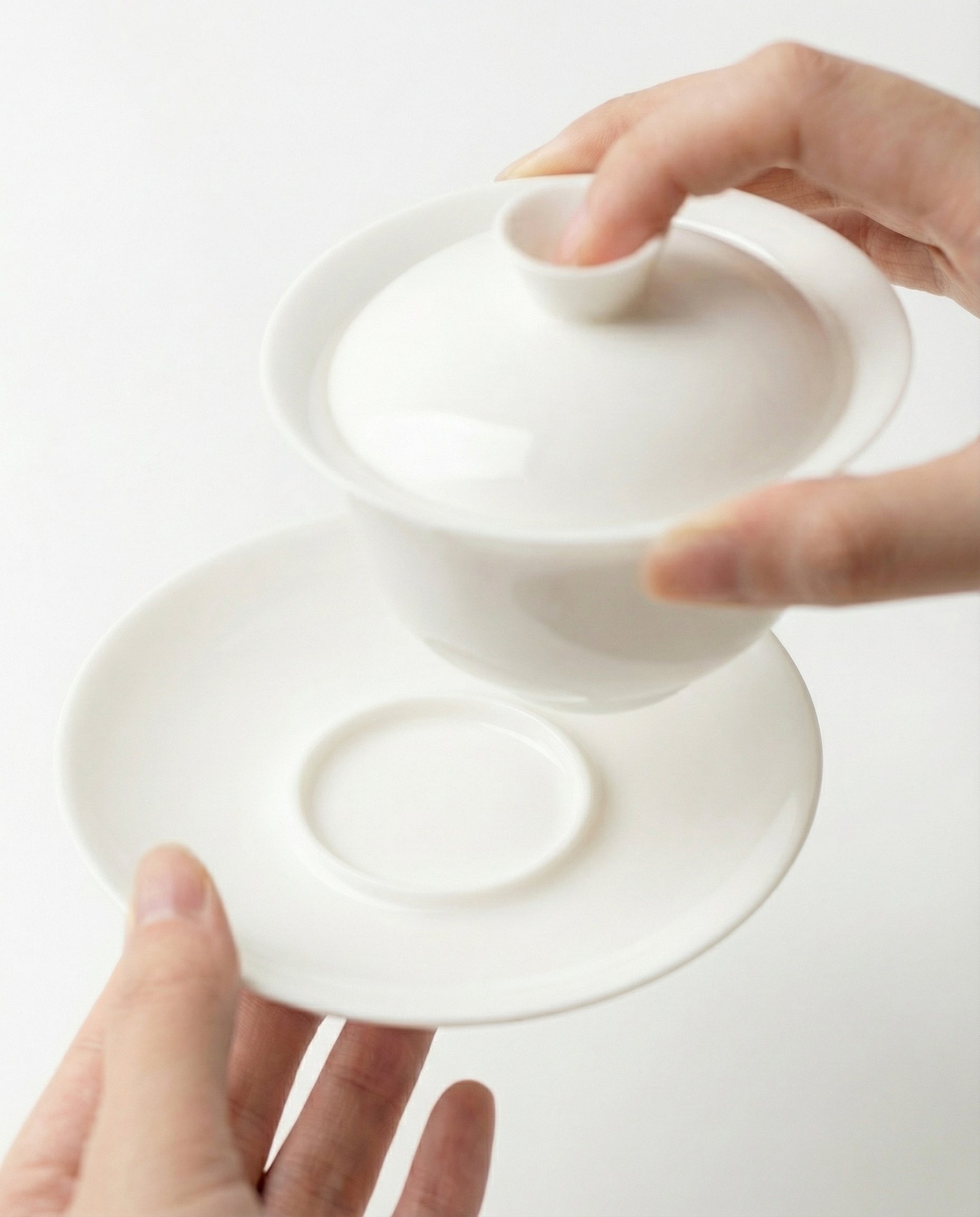 White Classic Three-Piece Porcelain Gaiwan, 100 ml