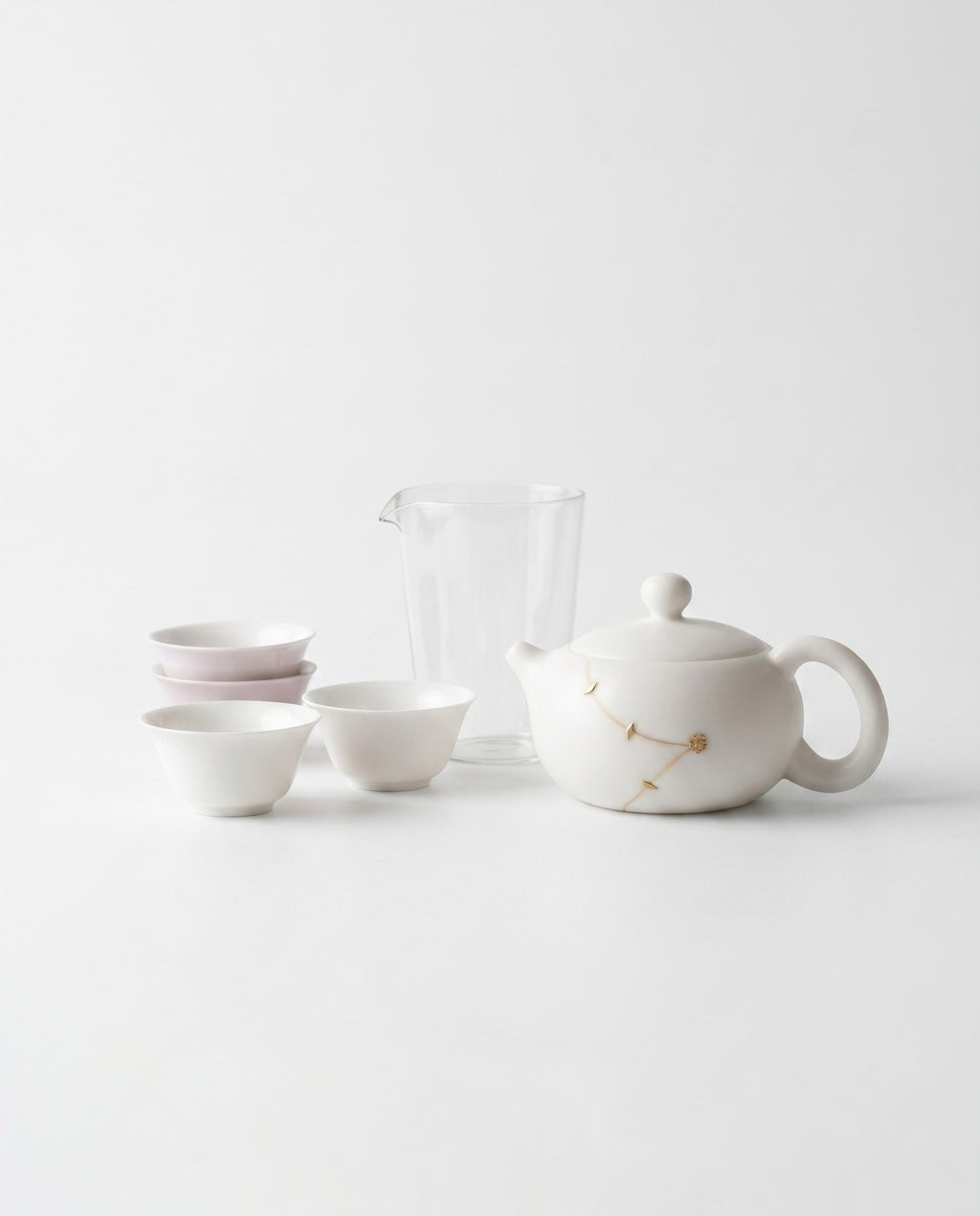 Gongfu Tea Set with White Porcelain Teapot - 180 ml (4 Cups + Fairness Pitcher)
