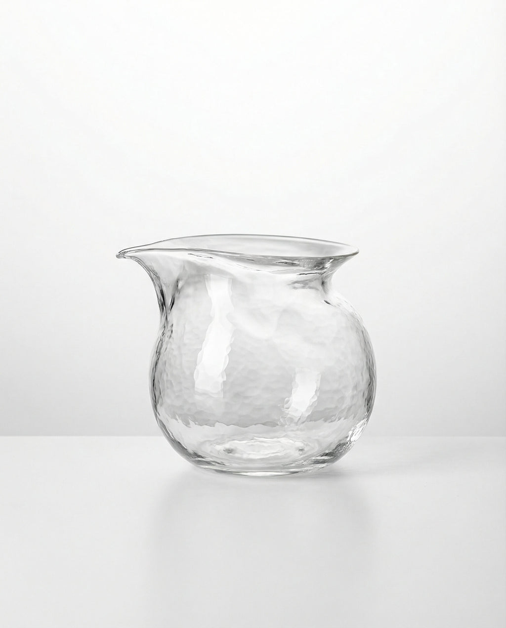 Handmade Round Borosilicate Glass Fair Cup Tea Pitcher, 240ml