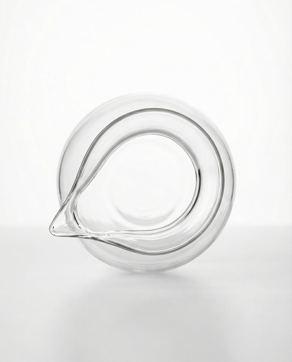 Handmade Round Borosilicate Glass Fair Cup Tea Pitcher, 240ml