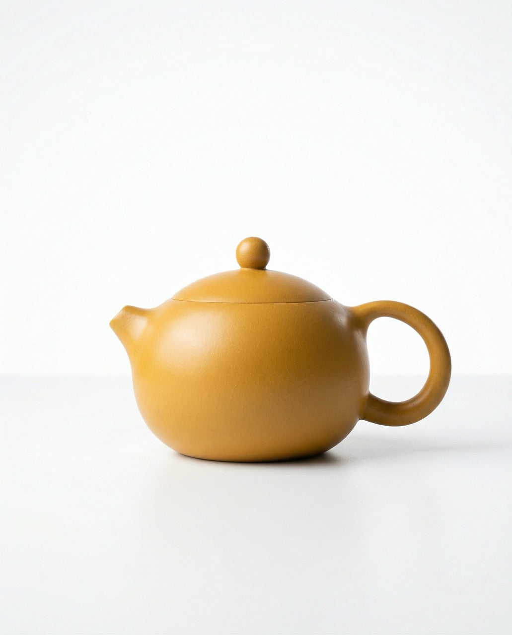 Gongfu Tea Set with Yixing Yellow Clay Xishi-Style Teapot - 220 ml (4 Cups + Fairness Pitcher)